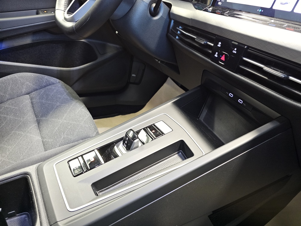 VW Golf Variant  bei Hoffmann Automobile in Wolfsburg kaufen und sofort mitnehmen - Bild 8