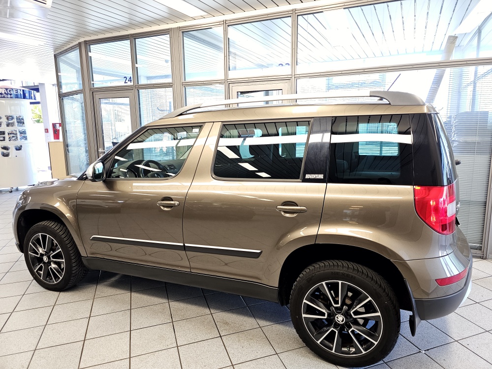 Skoda Yeti  bei Hoffmann Automobile in Wolfsburg kaufen und sofort mitnehmen - Bild 12