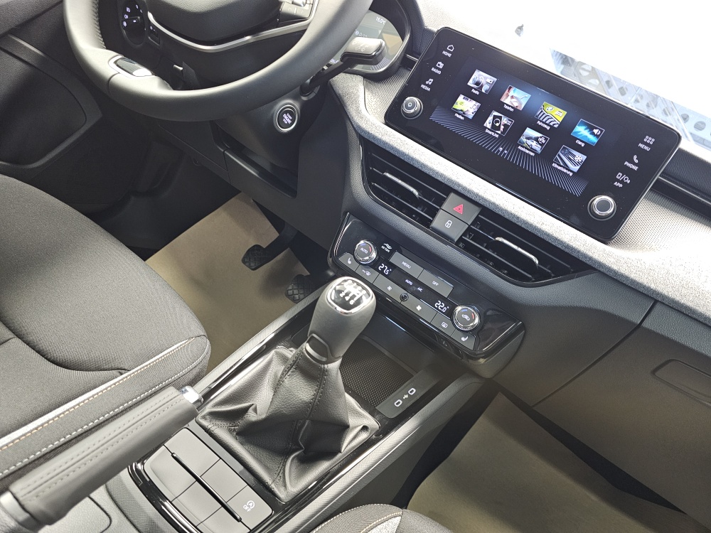 Skoda Kamiq  bei Hoffmann Automobile in Wolfsburg kaufen und sofort mitnehmen - Bild 9