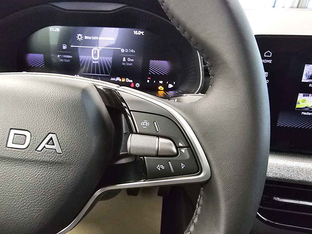 Skoda Kamiq  bei Hoffmann Automobile in Wolfsburg kaufen und sofort mitnehmen - Bild 18