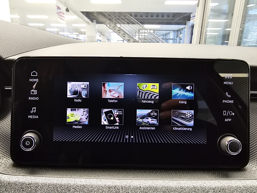 Skoda Kamiq  bei Hoffmann Automobile in Wolfsburg kaufen und sofort mitnehmen - Bild 11