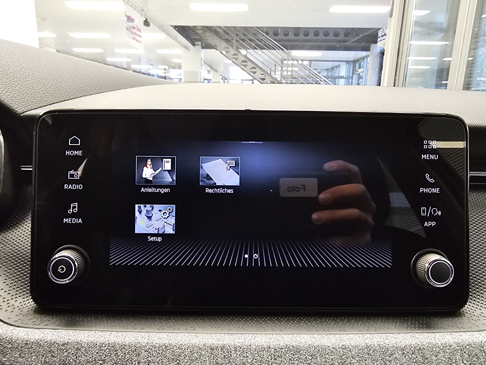 Skoda Kamiq  bei Hoffmann Automobile in Wolfsburg kaufen und sofort mitnehmen - Bild 12