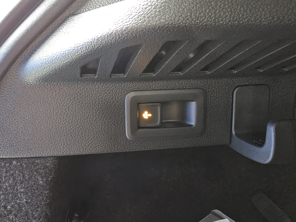 Skoda Kamiq  bei Hoffmann Automobile in Wolfsburg kaufen und sofort mitnehmen - Bild 3