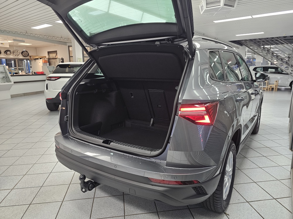 Skoda Karoq  bei Hoffmann Automobile in Wolfsburg kaufen und sofort mitnehmen - Bild 2