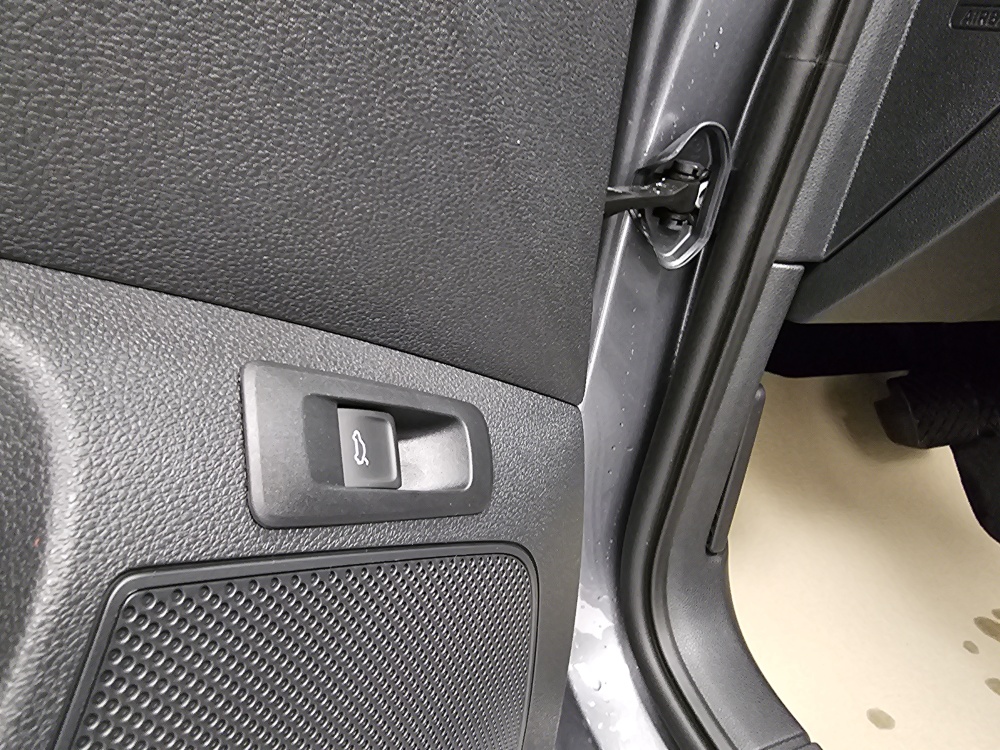 Skoda Karoq  bei Hoffmann Automobile in Wolfsburg kaufen und sofort mitnehmen - Bild 24