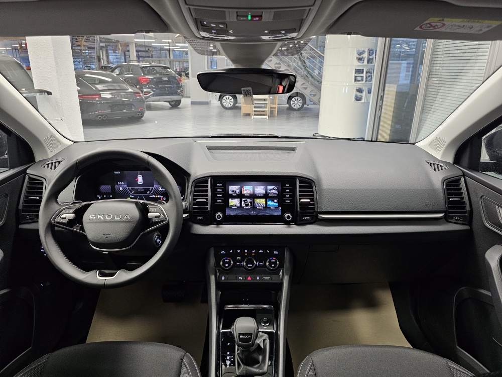 Skoda Karoq  bei Hoffmann Automobile in Wolfsburg kaufen und sofort mitnehmen - Bild 8