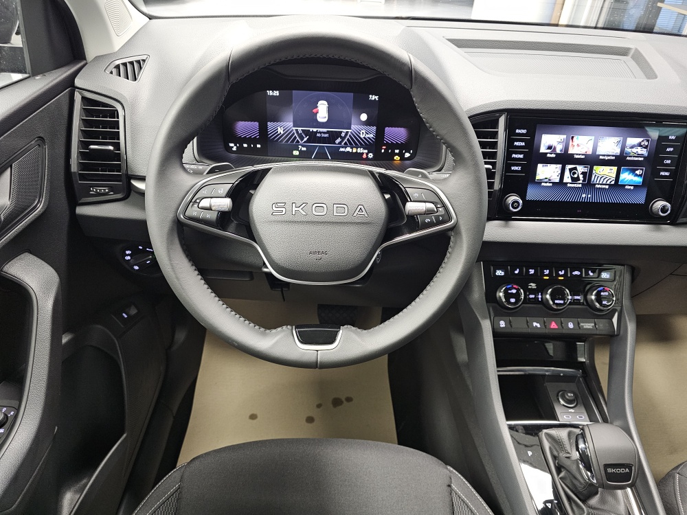 Skoda Karoq  bei Hoffmann Automobile in Wolfsburg kaufen und sofort mitnehmen - Bild 21