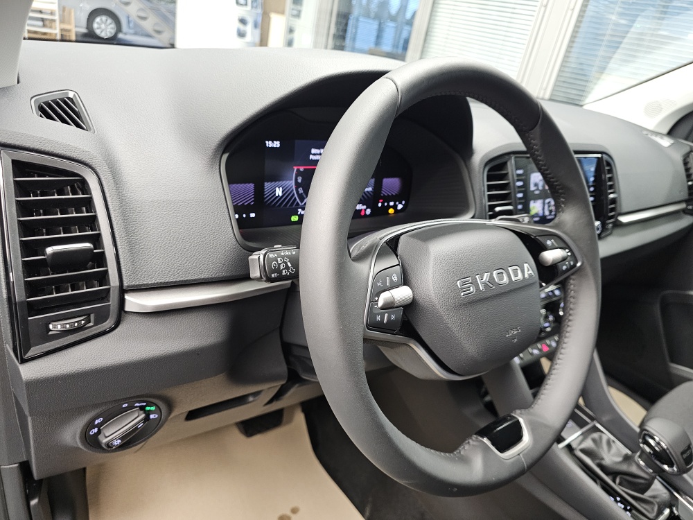 Skoda Karoq  bei Hoffmann Automobile in Wolfsburg kaufen und sofort mitnehmen - Bild 22