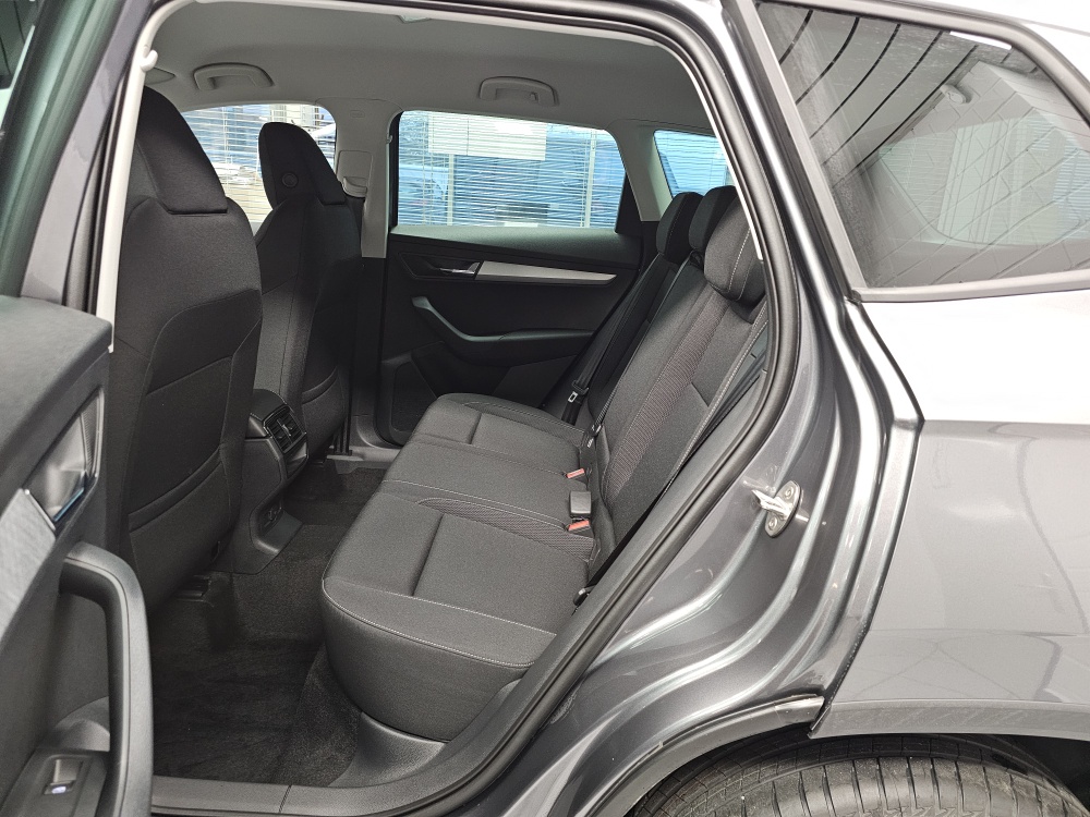 Skoda Karoq  bei Hoffmann Automobile in Wolfsburg kaufen und sofort mitnehmen - Bild 7