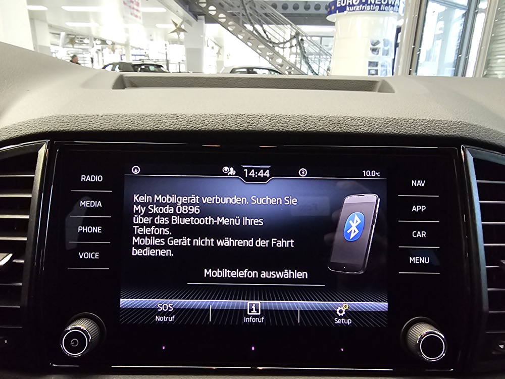 Skoda Karoq  bei Hoffmann Automobile in Wolfsburg kaufen und sofort mitnehmen - Bild 13