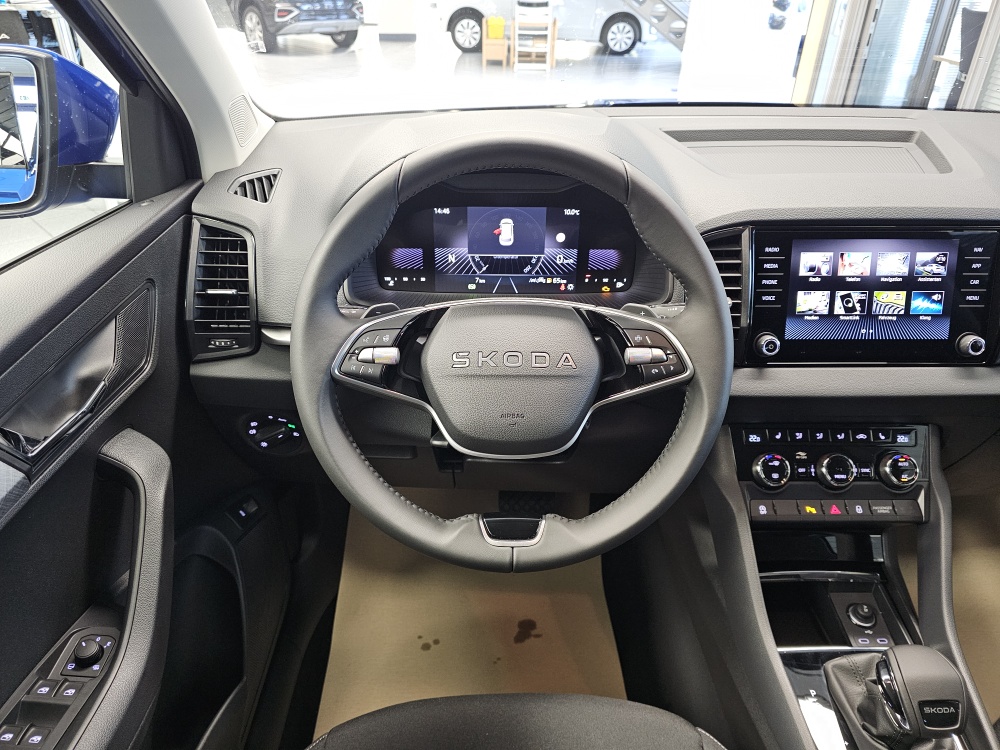 Skoda Karoq  bei Hoffmann Automobile in Wolfsburg kaufen und sofort mitnehmen - Bild 21