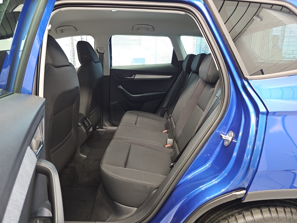 Skoda Karoq  bei Hoffmann Automobile in Wolfsburg kaufen und sofort mitnehmen - Bild 7