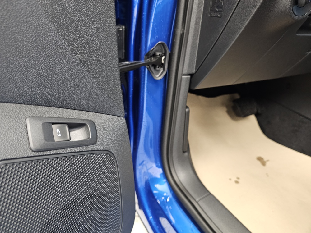 Skoda Karoq  bei Hoffmann Automobile in Wolfsburg kaufen und sofort mitnehmen - Bild 24