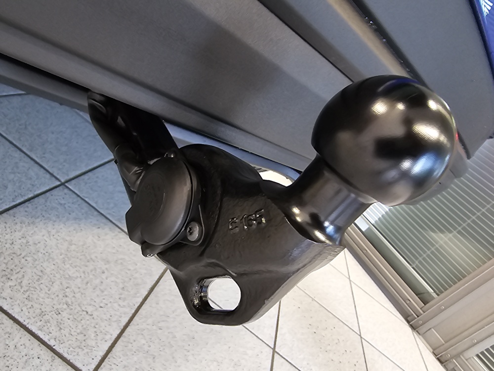 Skoda Karoq  bei Hoffmann Automobile in Wolfsburg kaufen und sofort mitnehmen - Bild 4