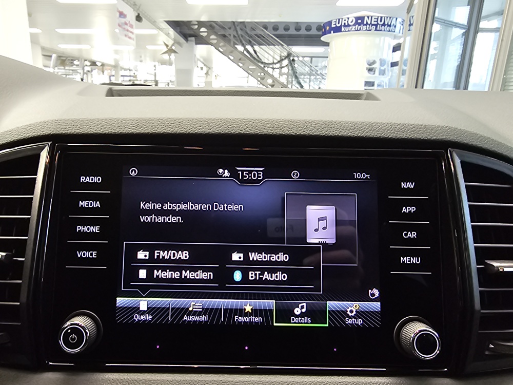 Skoda Karoq  bei Hoffmann Automobile in Wolfsburg kaufen und sofort mitnehmen - Bild 15