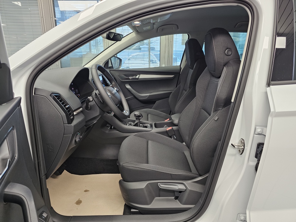 Skoda Karoq  bei Hoffmann Automobile in Wolfsburg kaufen und sofort mitnehmen - Bild 23