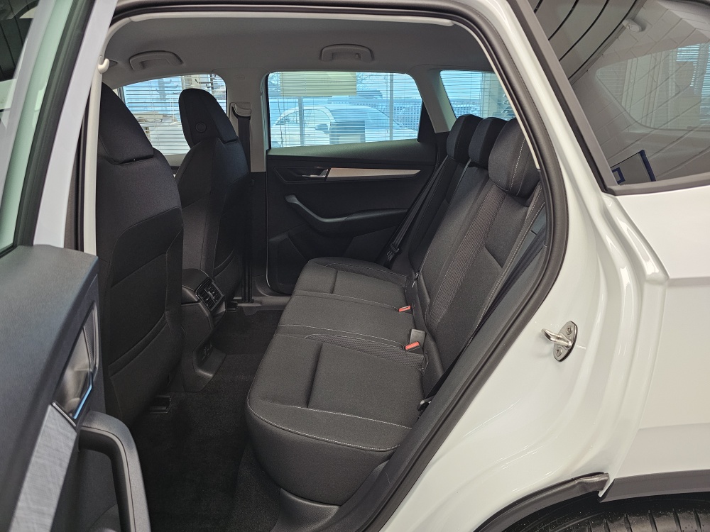Skoda Karoq  bei Hoffmann Automobile in Wolfsburg kaufen und sofort mitnehmen - Bild 7