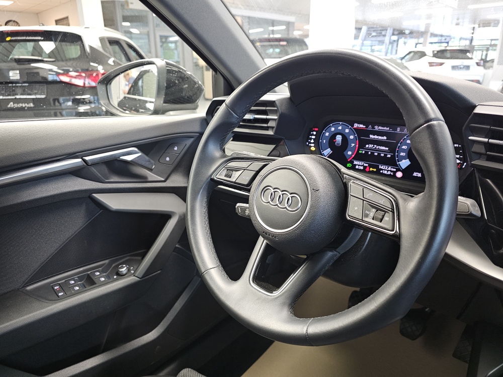 Audi A3 Sportback  bei Hoffmann Automobile in Wolfsburg kaufen und sofort mitnehmen - Bild 12