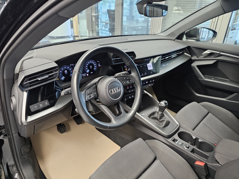 Audi A3 Sportback  bei Hoffmann Automobile in Wolfsburg kaufen und sofort mitnehmen - Bild 14