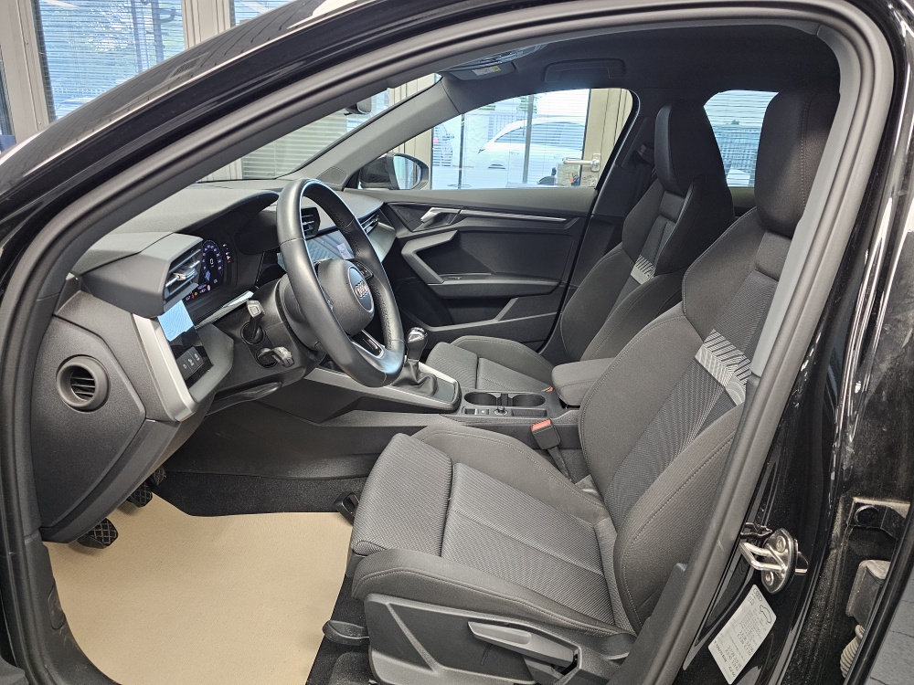 Audi A3 Sportback  bei Hoffmann Automobile in Wolfsburg kaufen und sofort mitnehmen - Bild 15