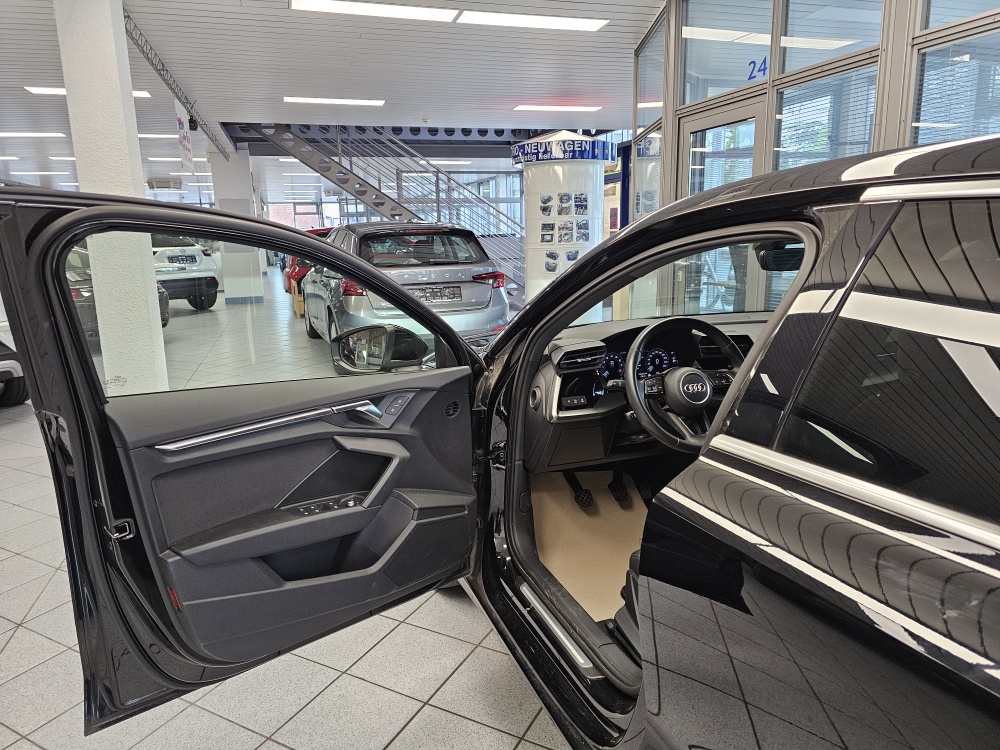 Audi A3 Sportback  bei Hoffmann Automobile in Wolfsburg kaufen und sofort mitnehmen - Bild 16