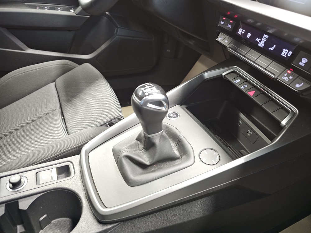 Audi A3 Sportback  bei Hoffmann Automobile in Wolfsburg kaufen und sofort mitnehmen - Bild 6