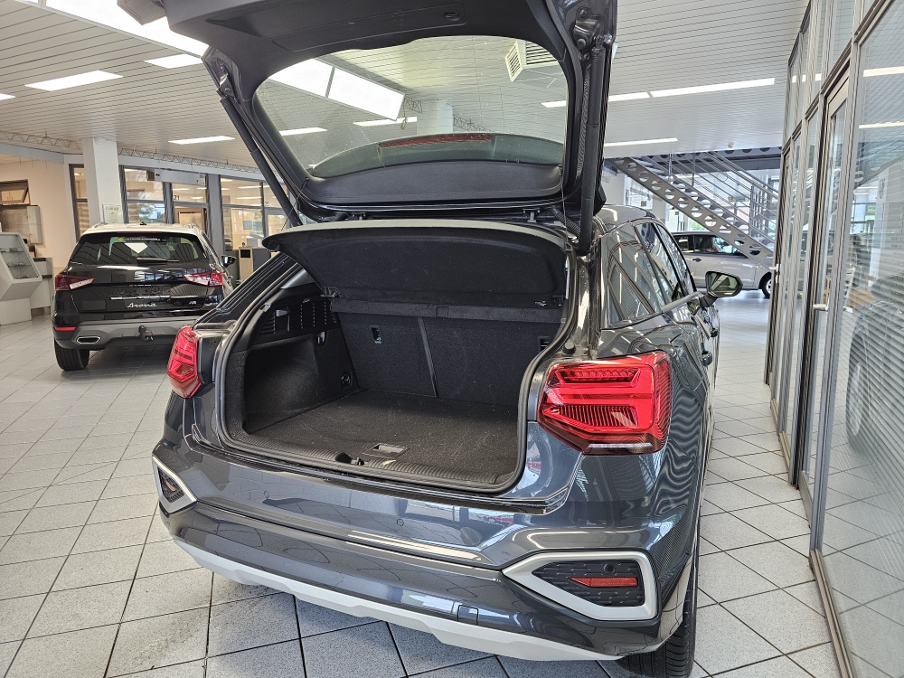 Audi Q2  bei Hoffmann Automobile in Wolfsburg kaufen und sofort mitnehmen - Bild 2