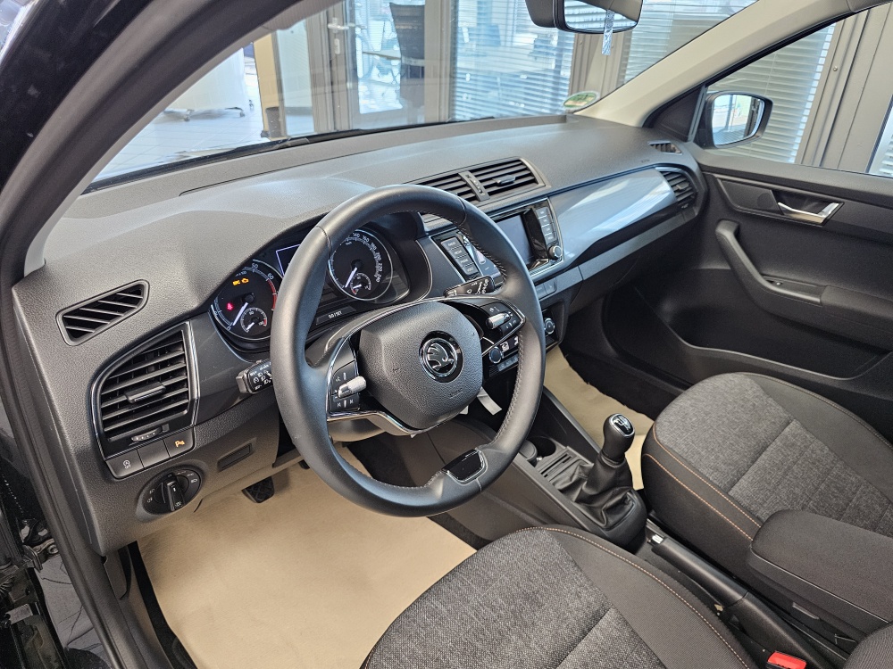 Skoda Fabia Combi  bei Hoffmann Automobile in Wolfsburg kaufen und sofort mitnehmen - Bild 16