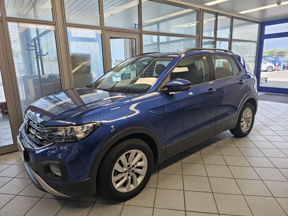 VW T-Cross Life für nur 16.850,- € bei Hoffmann Automobile in Wolfsburg kaufen und sofort mitnehmen