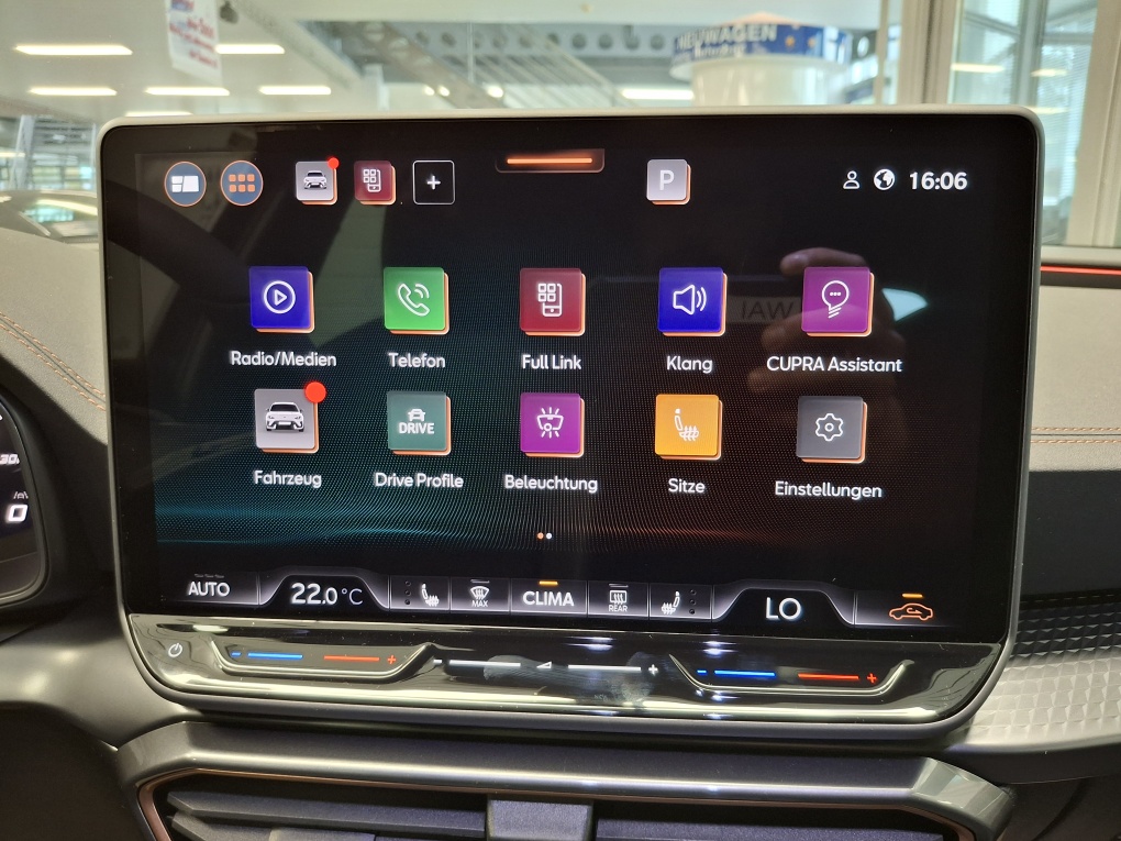 Cupra Leon Sportstourer  bei Hoffmann Automobile in Wolfsburg kaufen und sofort mitnehmen - Bild 11
