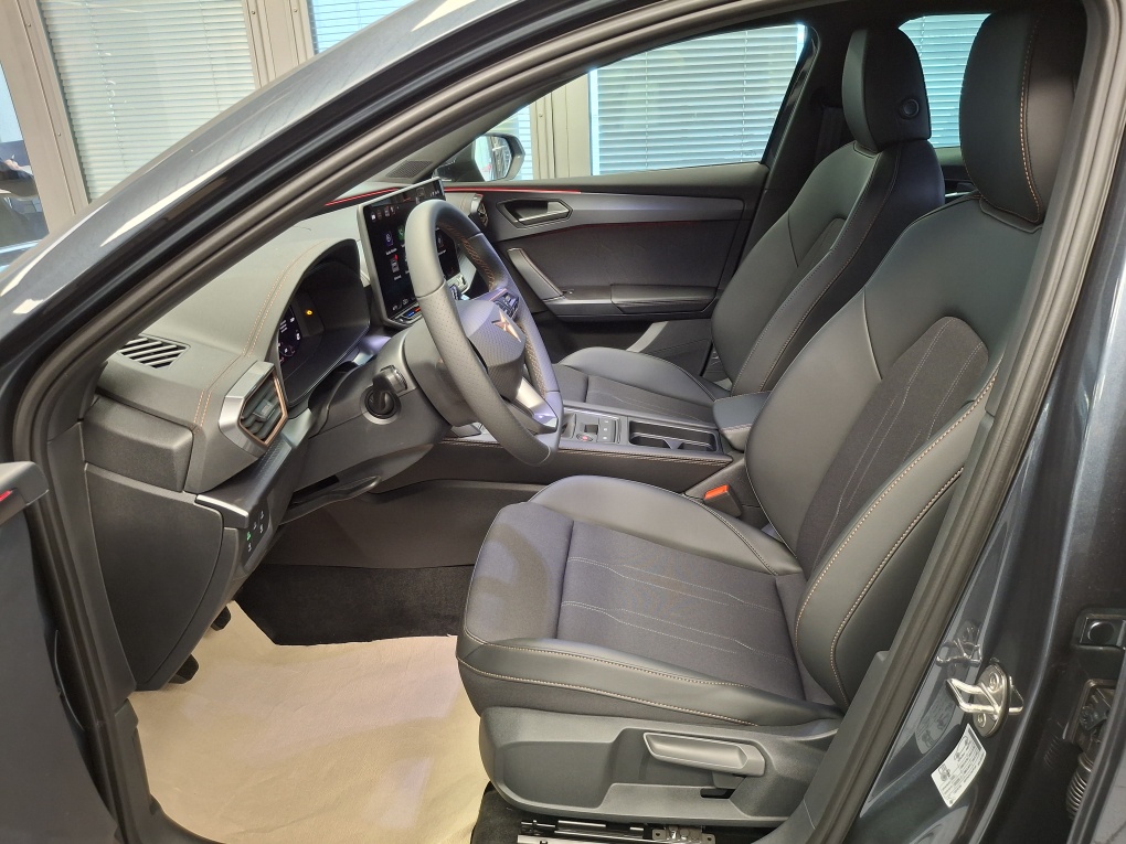 Cupra Leon Sportstourer  bei Hoffmann Automobile in Wolfsburg kaufen und sofort mitnehmen - Bild 27