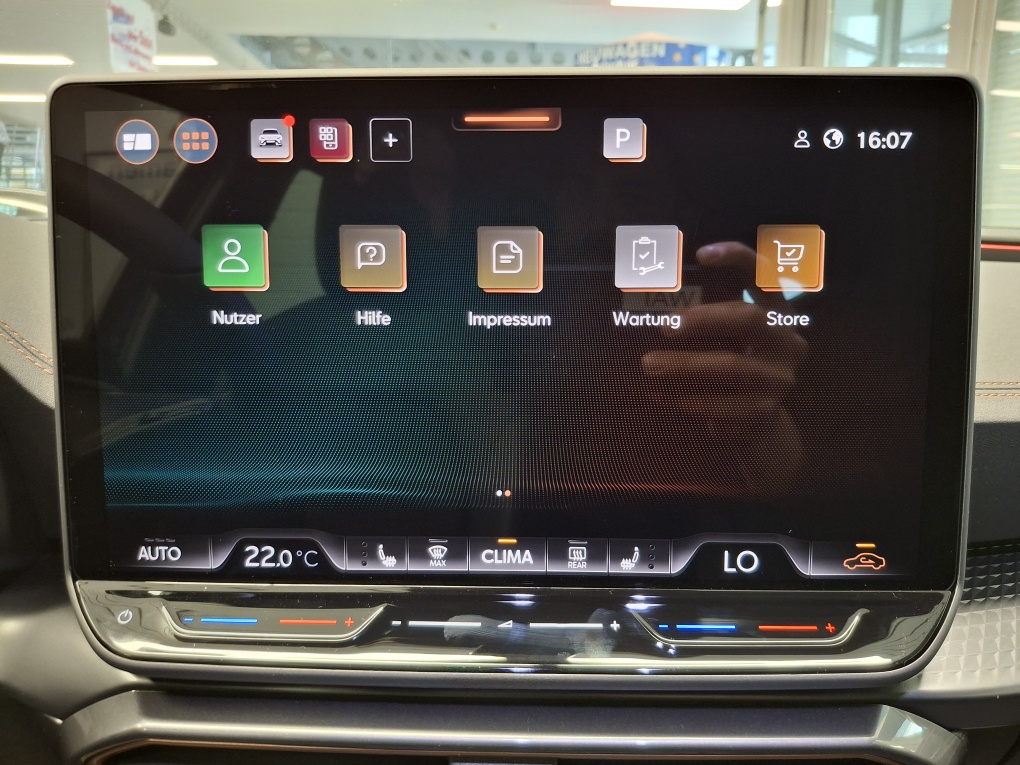 Cupra Leon Sportstourer bei Hoffmann Automobile in Wolfsburg kaufen und sofort mitnehmen - Bild 13