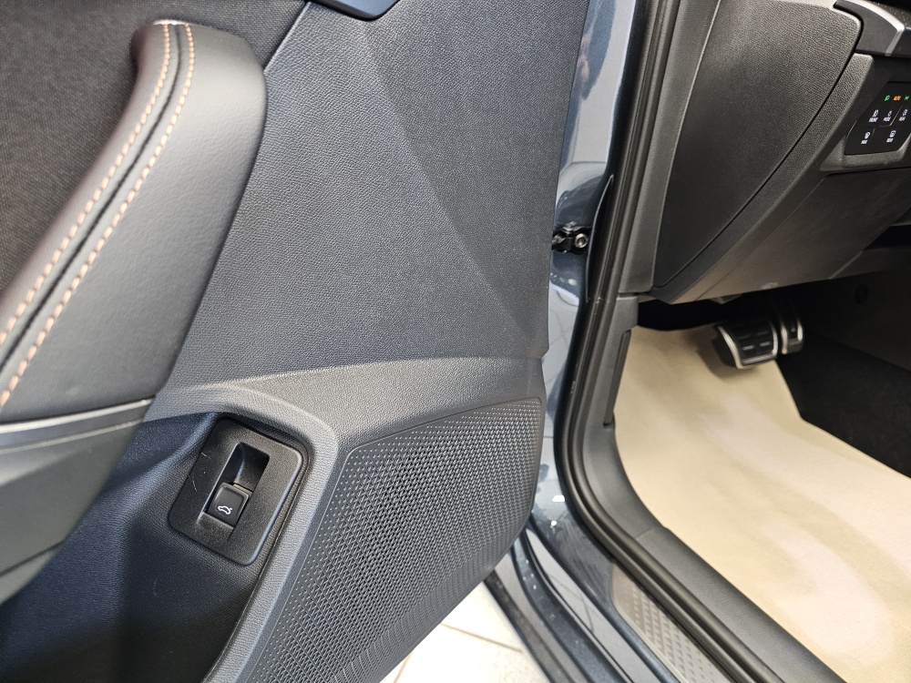 Cupra Leon Sportstourer bei Hoffmann Automobile in Wolfsburg kaufen und sofort mitnehmen - Bild 30