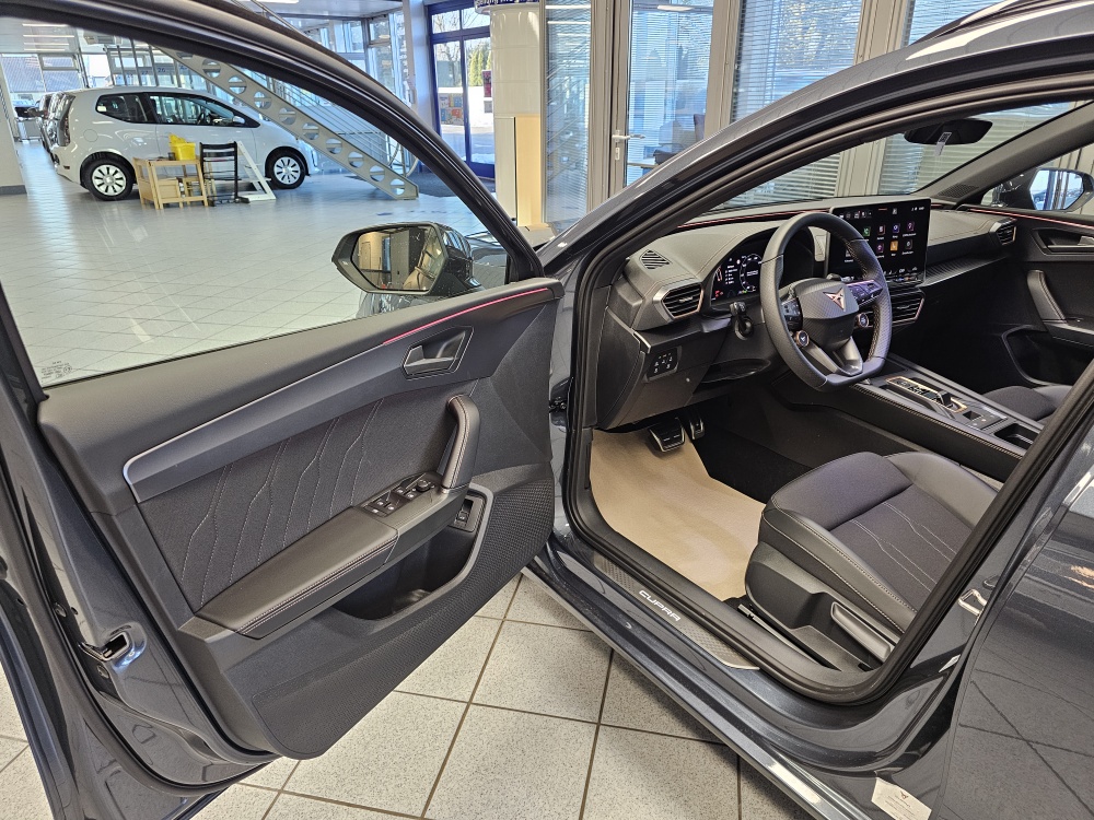 Cupra Leon Sportstourer bei Hoffmann Automobile in Wolfsburg kaufen und sofort mitnehmen - Bild 31