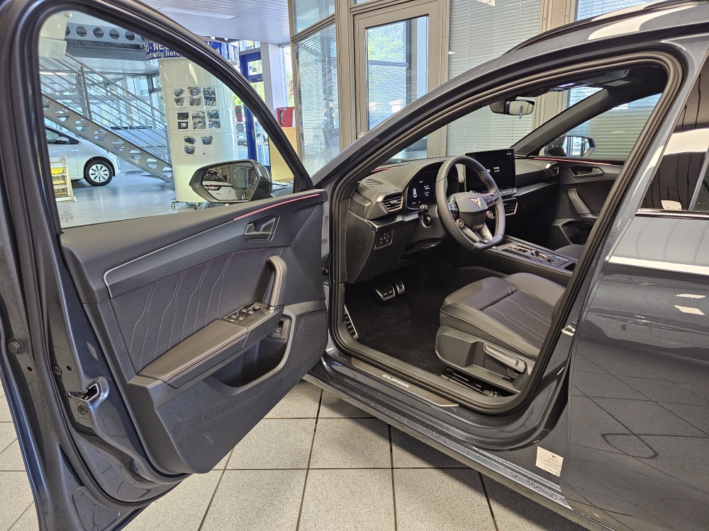 Cupra Leon Sportstourer bei Hoffmann Automobile in Wolfsburg kaufen und sofort mitnehmen - Bild 14
