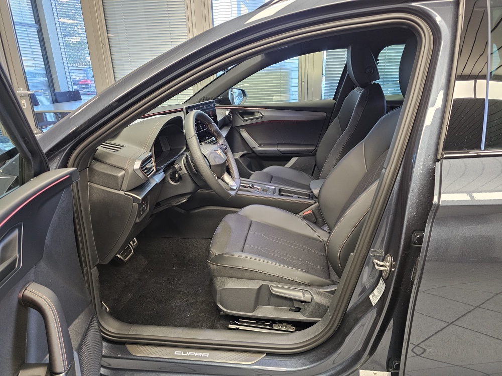 Cupra Leon Sportstourer bei Hoffmann Automobile in Wolfsburg kaufen und sofort mitnehmen - Bild 9