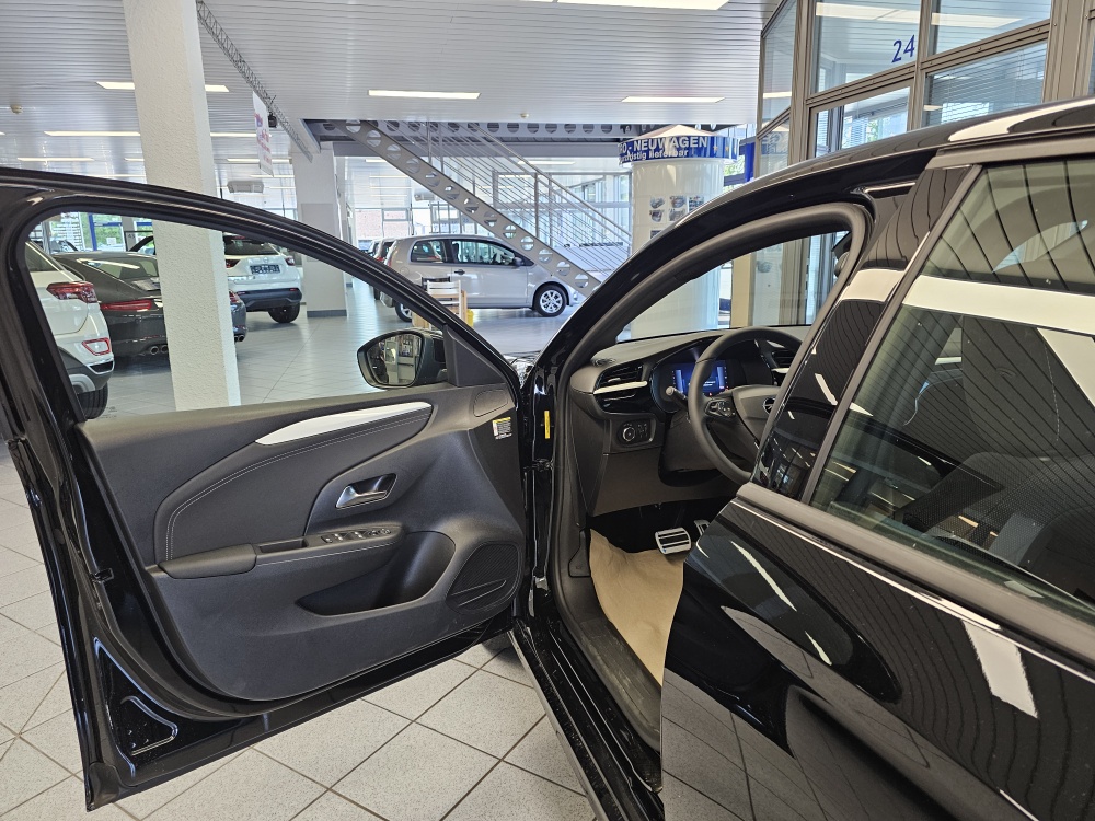Opel Corsa  bei Hoffmann Automobile in Wolfsburg kaufen und sofort mitnehmen - Bild 15