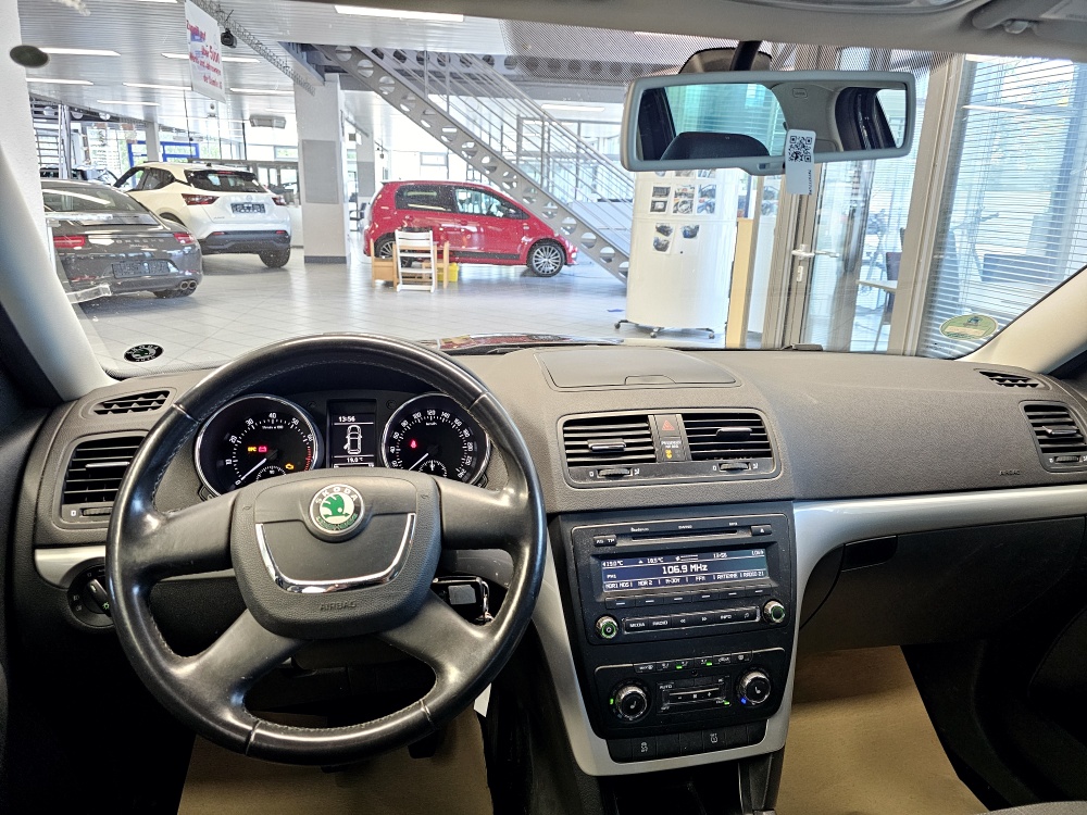 Skoda Yeti  bei Hoffmann Automobile in Wolfsburg kaufen und sofort mitnehmen - Bild 9