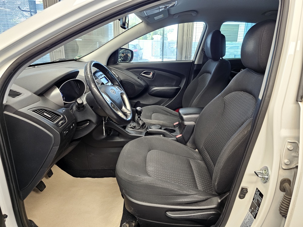 Hyundai ix35  bei Hoffmann Automobile in Wolfsburg kaufen und sofort mitnehmen - Bild 12
