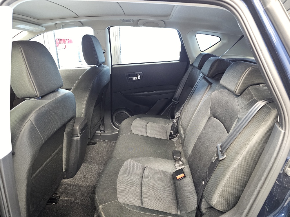 Nissan Qashqai  bei Hoffmann Automobile in Wolfsburg kaufen und sofort mitnehmen - Bild 4