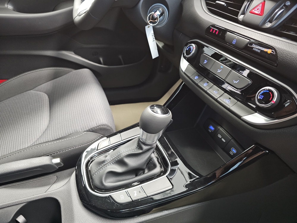 Hyundai i30 Kombi  bei Hoffmann Automobile in Wolfsburg kaufen und sofort mitnehmen - Bild 6