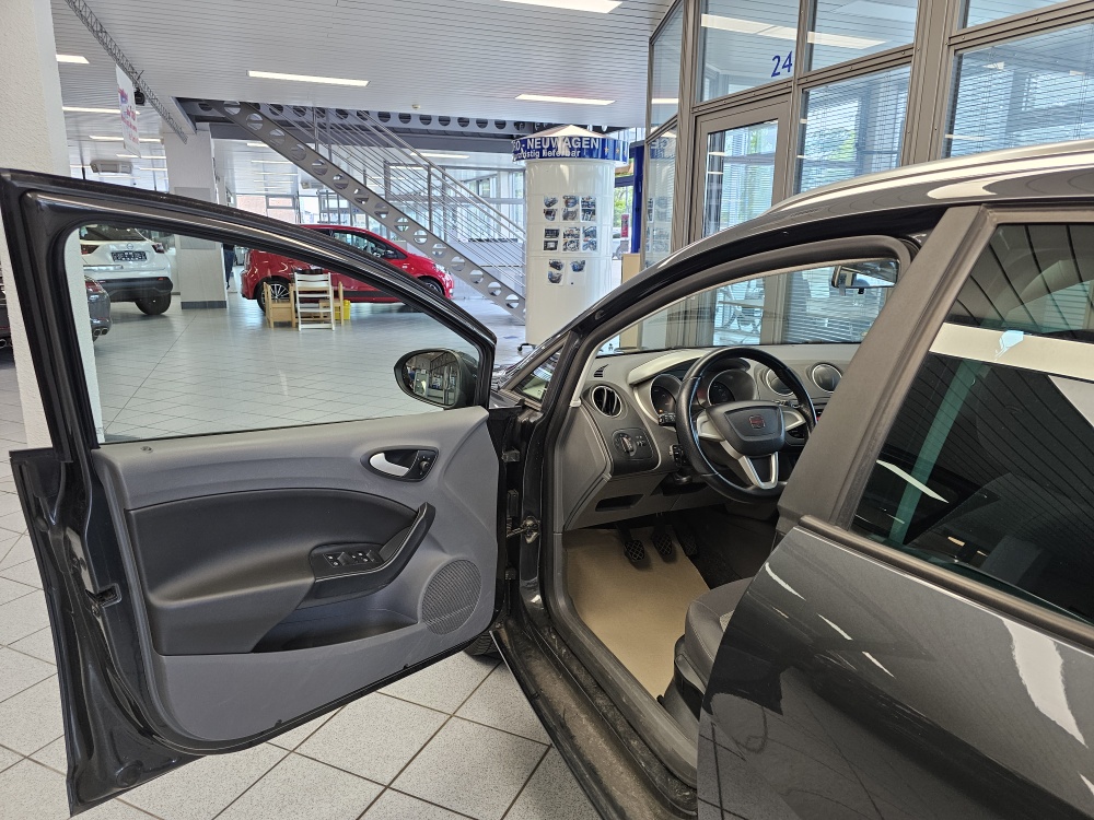 Seat Ibiza ST  bei Hoffmann Automobile in Wolfsburg kaufen und sofort mitnehmen - Bild 12