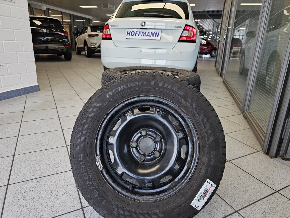 Skoda Fabia  bei Hoffmann Automobile in Wolfsburg kaufen und sofort mitnehmen - Bild 3