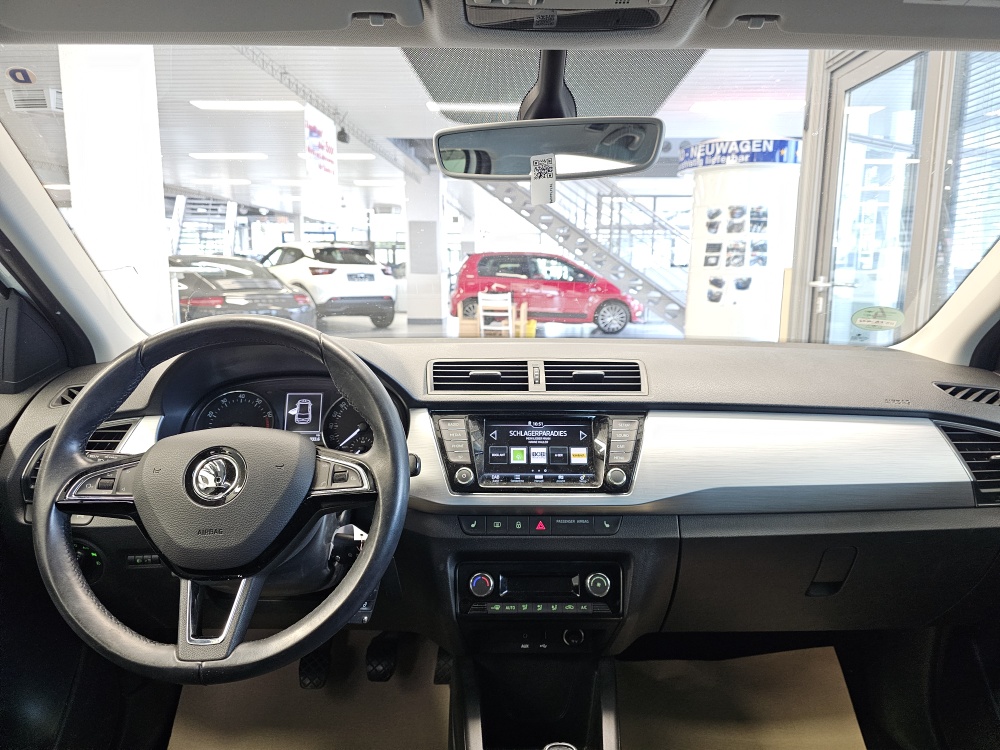 Skoda Fabia  bei Hoffmann Automobile in Wolfsburg kaufen und sofort mitnehmen - Bild 6