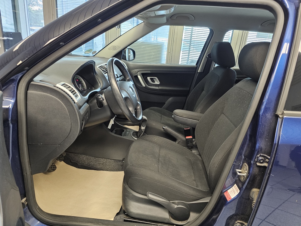 Skoda Fabia Combi  bei Hoffmann Automobile in Wolfsburg kaufen und sofort mitnehmen - Bild 13