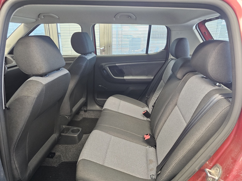 Skoda Fabia  bei Hoffmann Automobile in Wolfsburg kaufen und sofort mitnehmen - Bild 4