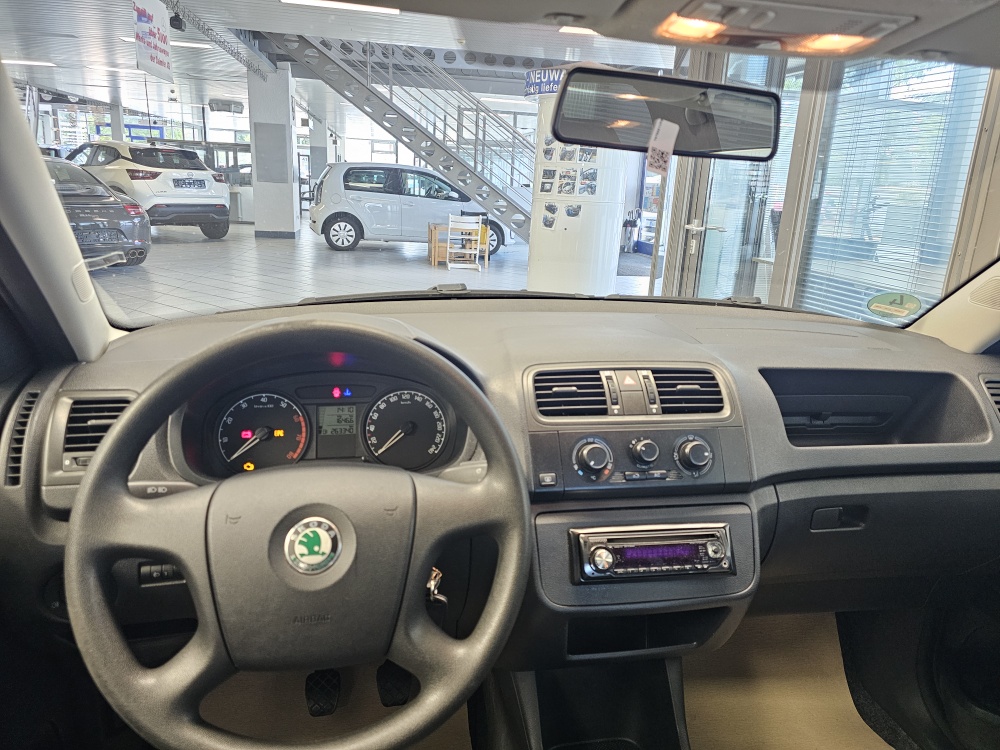 Skoda Fabia  bei Hoffmann Automobile in Wolfsburg kaufen und sofort mitnehmen - Bild 8