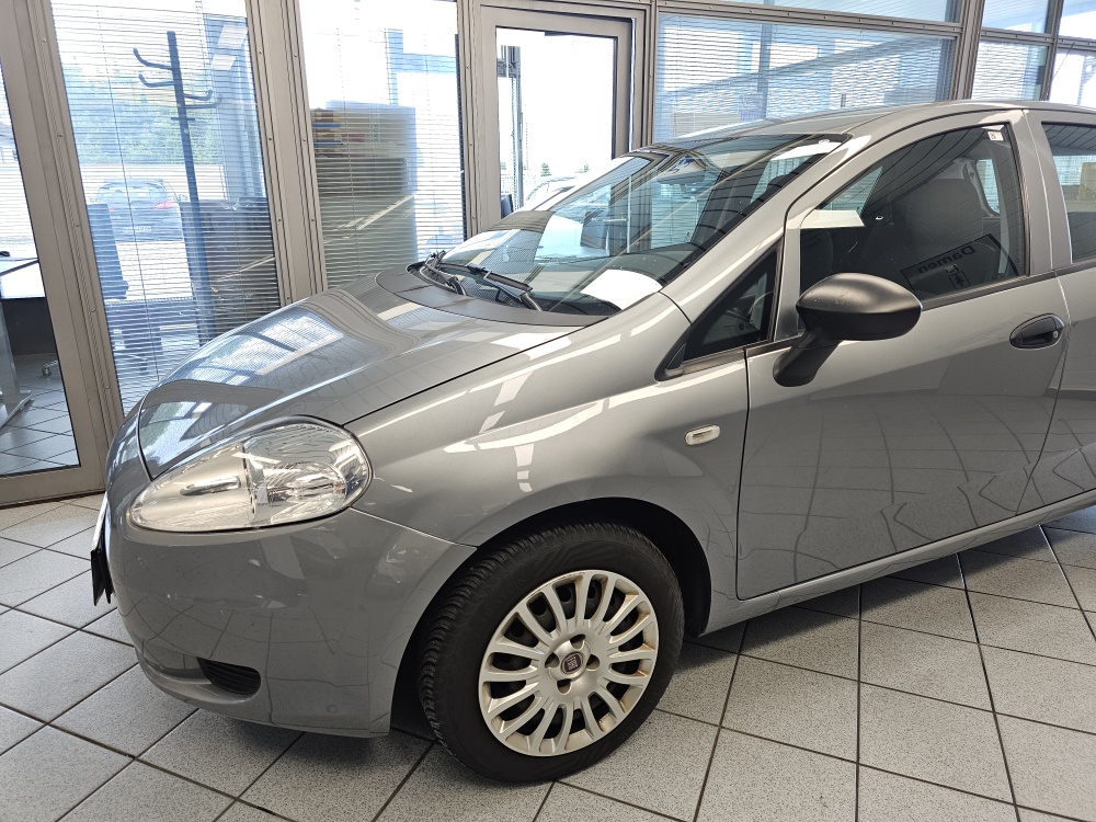 Fiat Grande Punto  bei Hoffmann Automobile in Wolfsburg kaufen und sofort mitnehmen - Bild 13