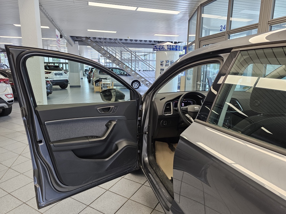 Seat Ateca  bei Hoffmann Automobile in Wolfsburg kaufen und sofort mitnehmen - Bild 14