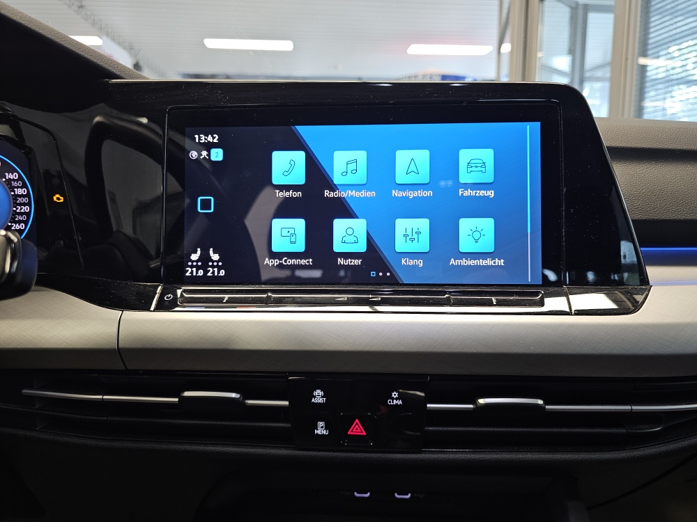 VW Golf Variant  bei Hoffmann Automobile in Wolfsburg kaufen und sofort mitnehmen - Bild 10